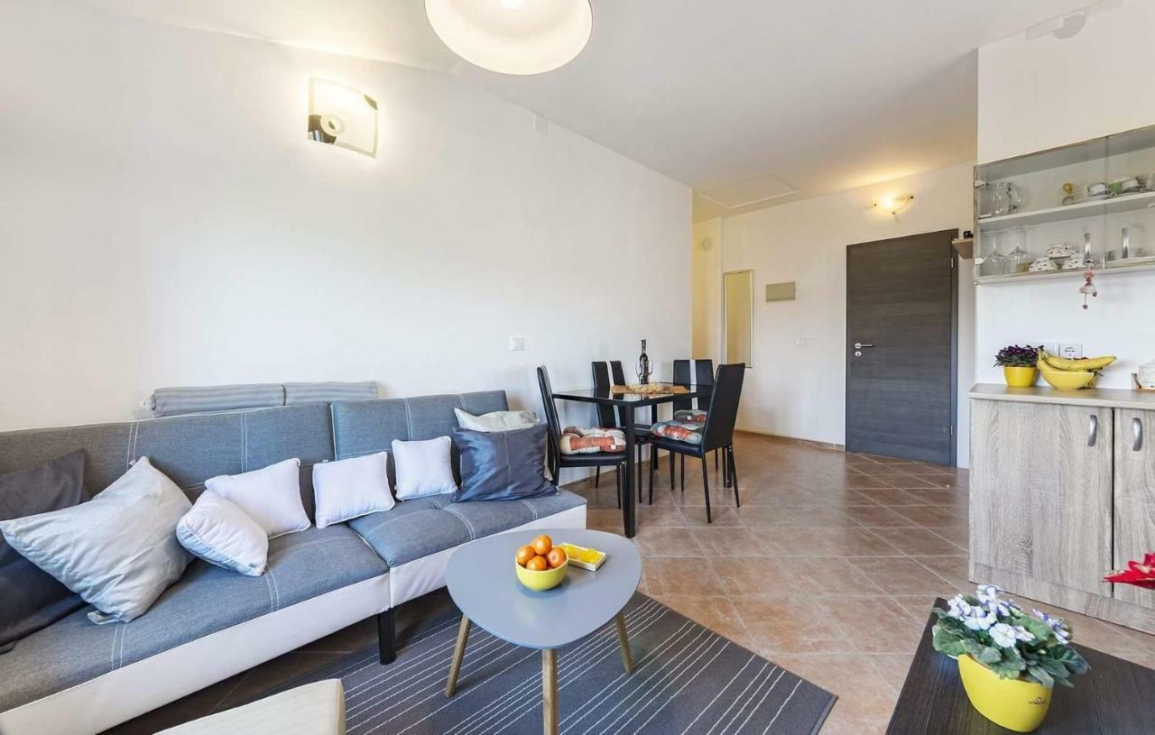 Apartment Lavander 01 Пула Екстериор снимка